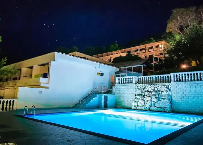 Hotel Lavanda Božava