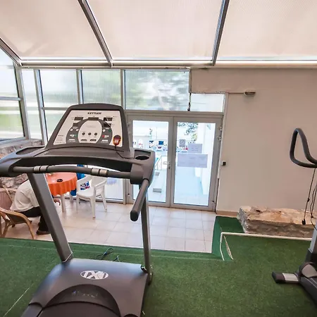 拉凡达酒店 酒店 Božava